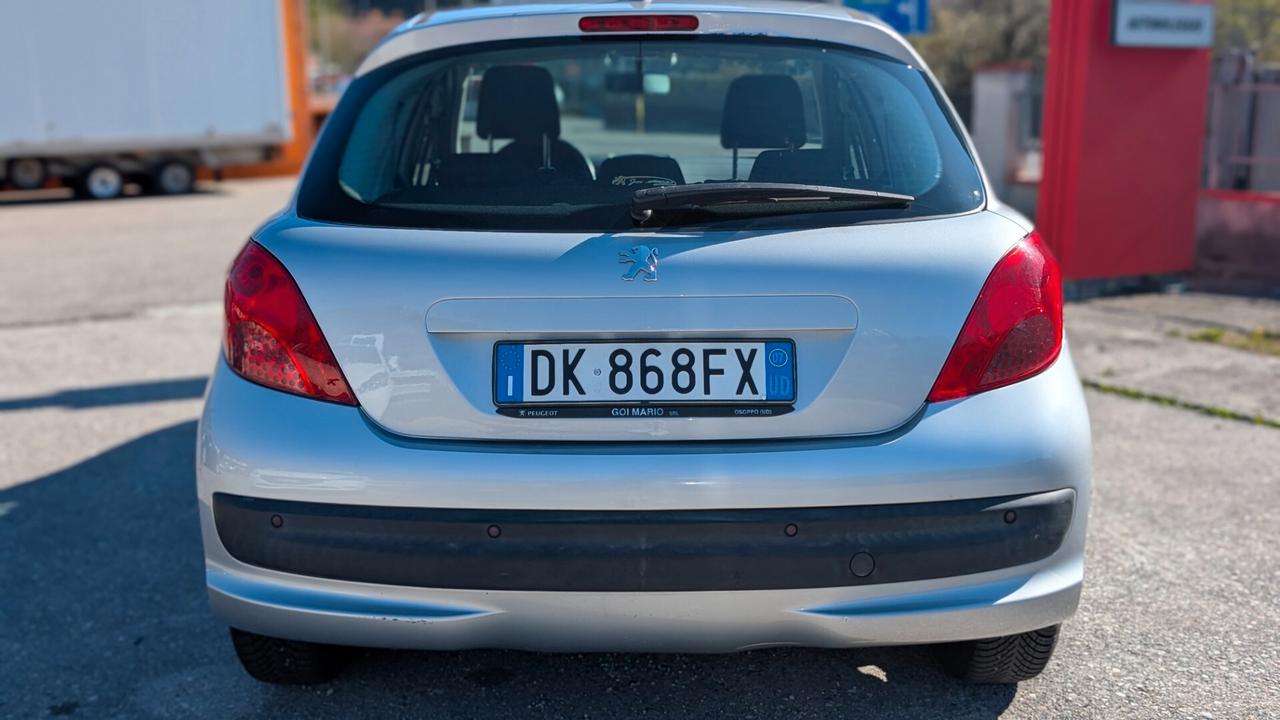 Peugeot 207 1.4 HDi 70CV 5p. XS