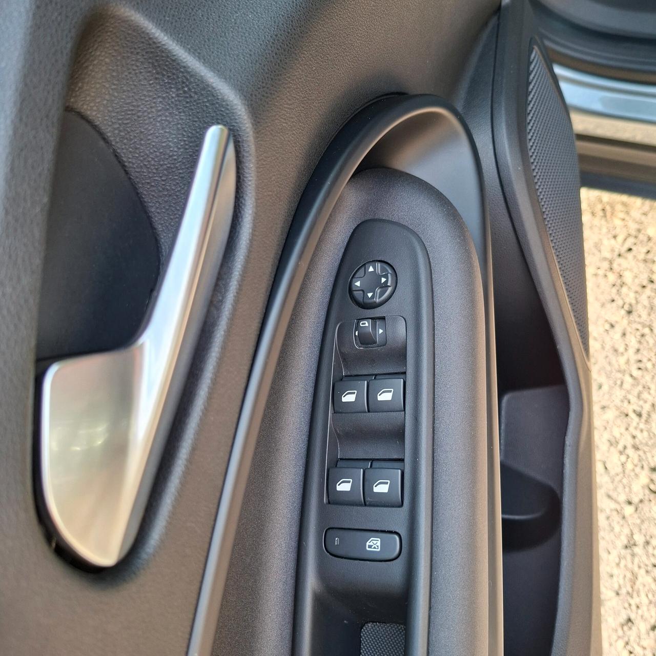 Alfa Romeo Junior 1.2 Hybrid 136cv Edct6 Speciale