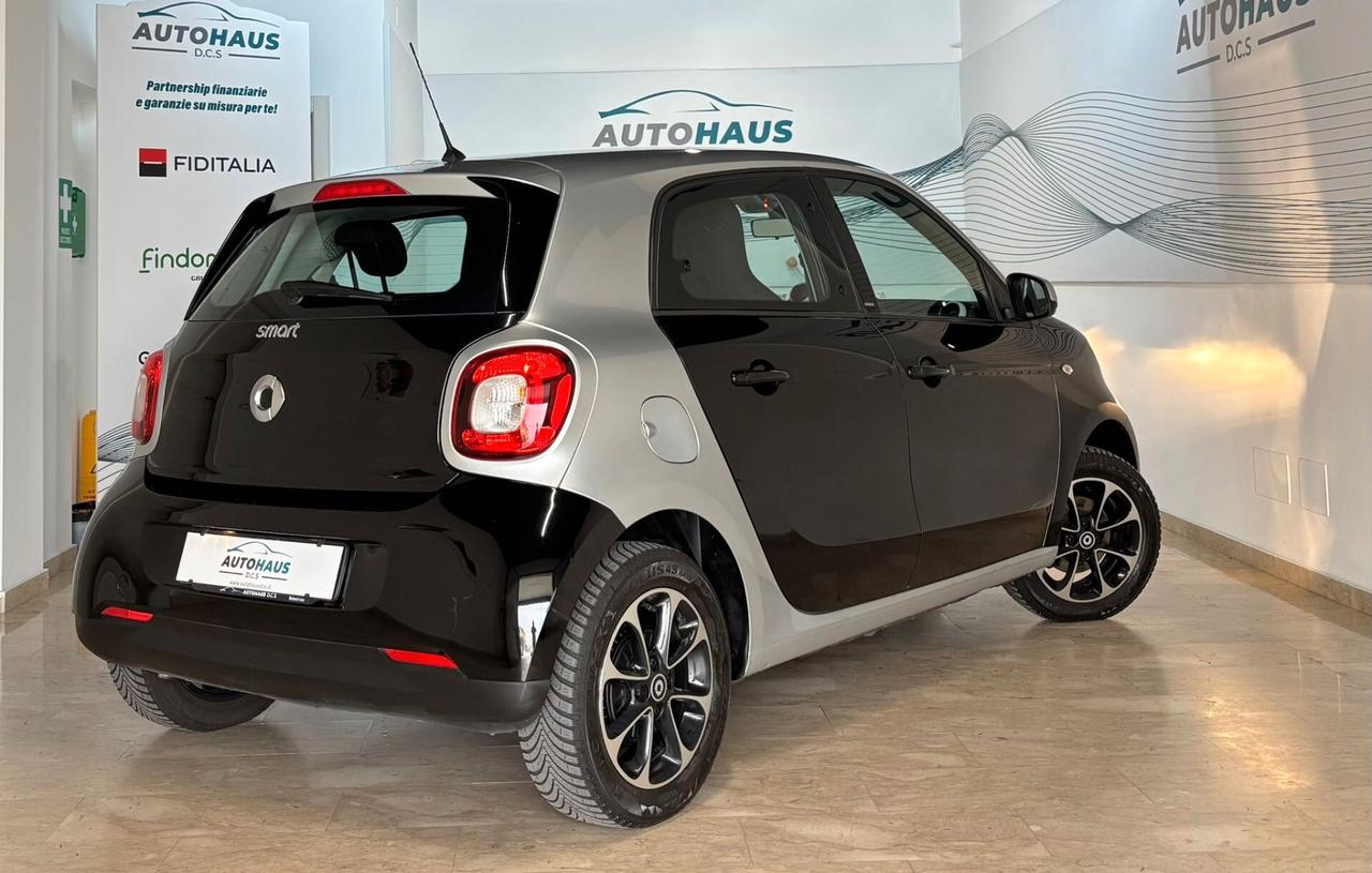 Smart ForFour 1.0 Benzina 71 CV