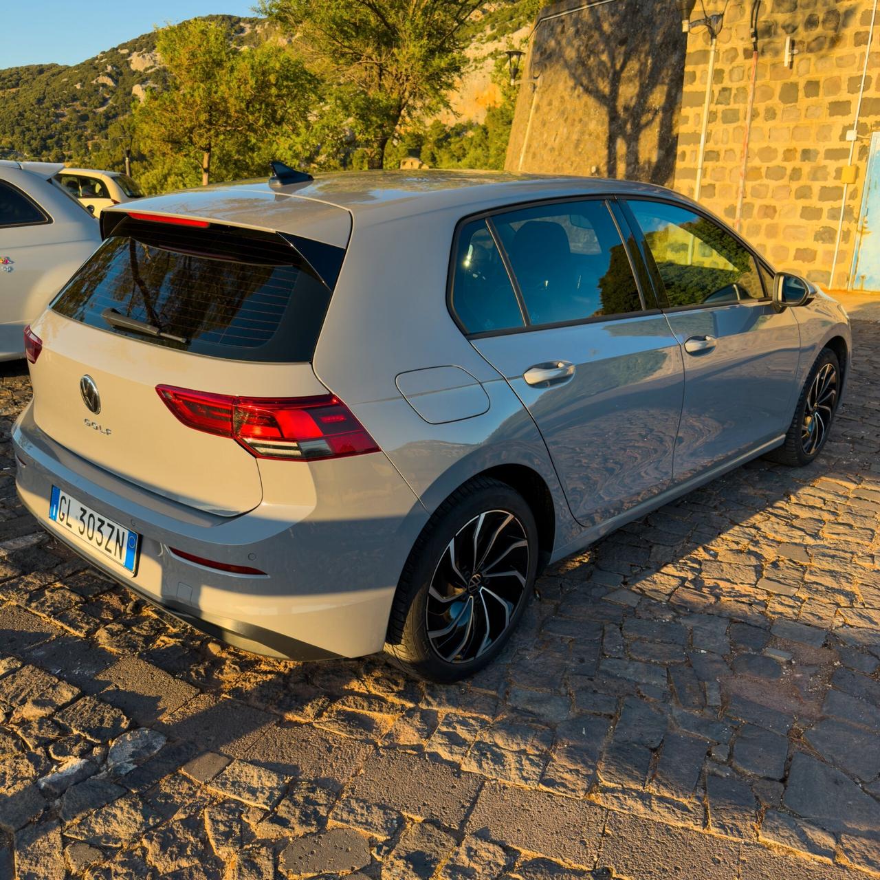 Volkswagen Golf 8 - 2.0 TDI EVO SCR Life - 2022