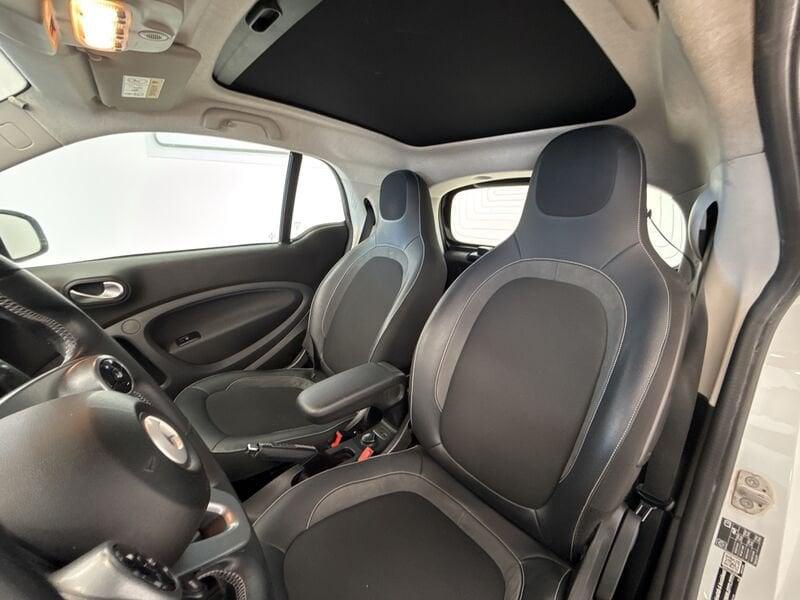 smart fortwo III 2015 0.9 t Brabus 109cv twinamic
