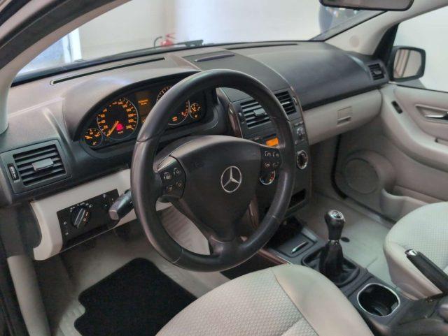 MERCEDES-BENZ A 180 CDI Elegance