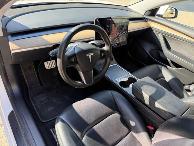 TESLA Model 3 Long Range AWD Performance