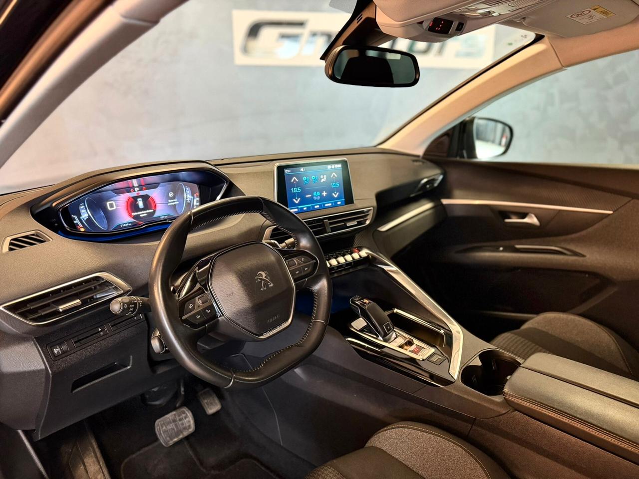 Peugeot 5008 BlueHDi 130 S&S Business