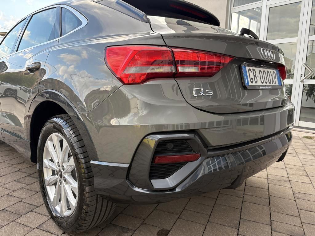 Audi Q3 35 TFSI 150cv Business Advanced