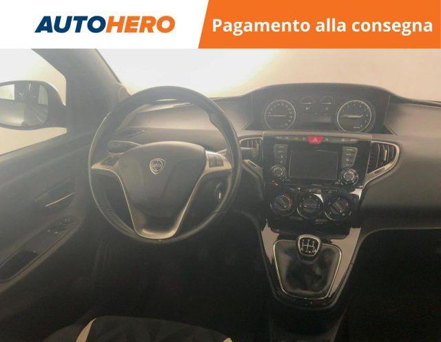 LANCIA Ypsilon 1.2 69 CV 5 porte Gold