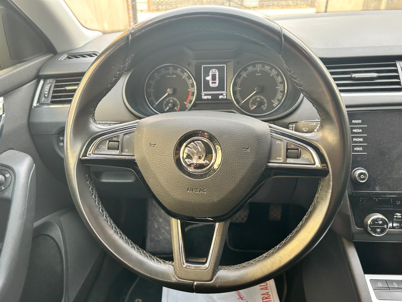 Skoda Octavia 1.6 TDI CR 115 CV DSG Wagon Executive