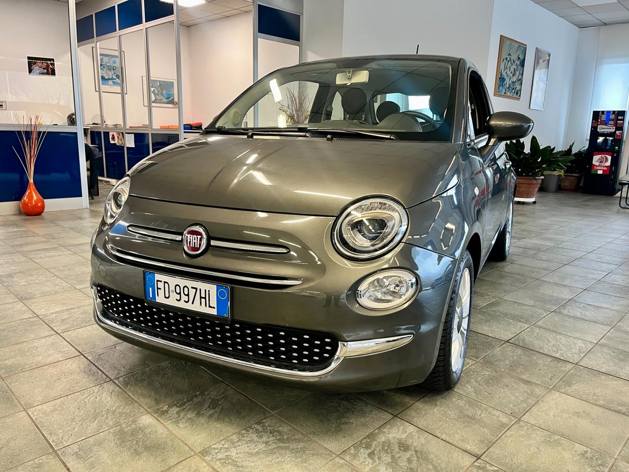 Fiat 500 1.2 Lounge-CAMBIO AUTOMATICO-NEOPATENTATI-