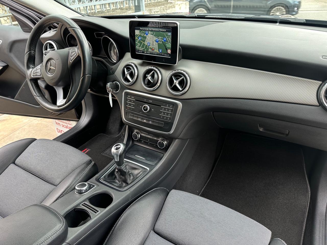 Mercedes-benz GLA 180 d Business