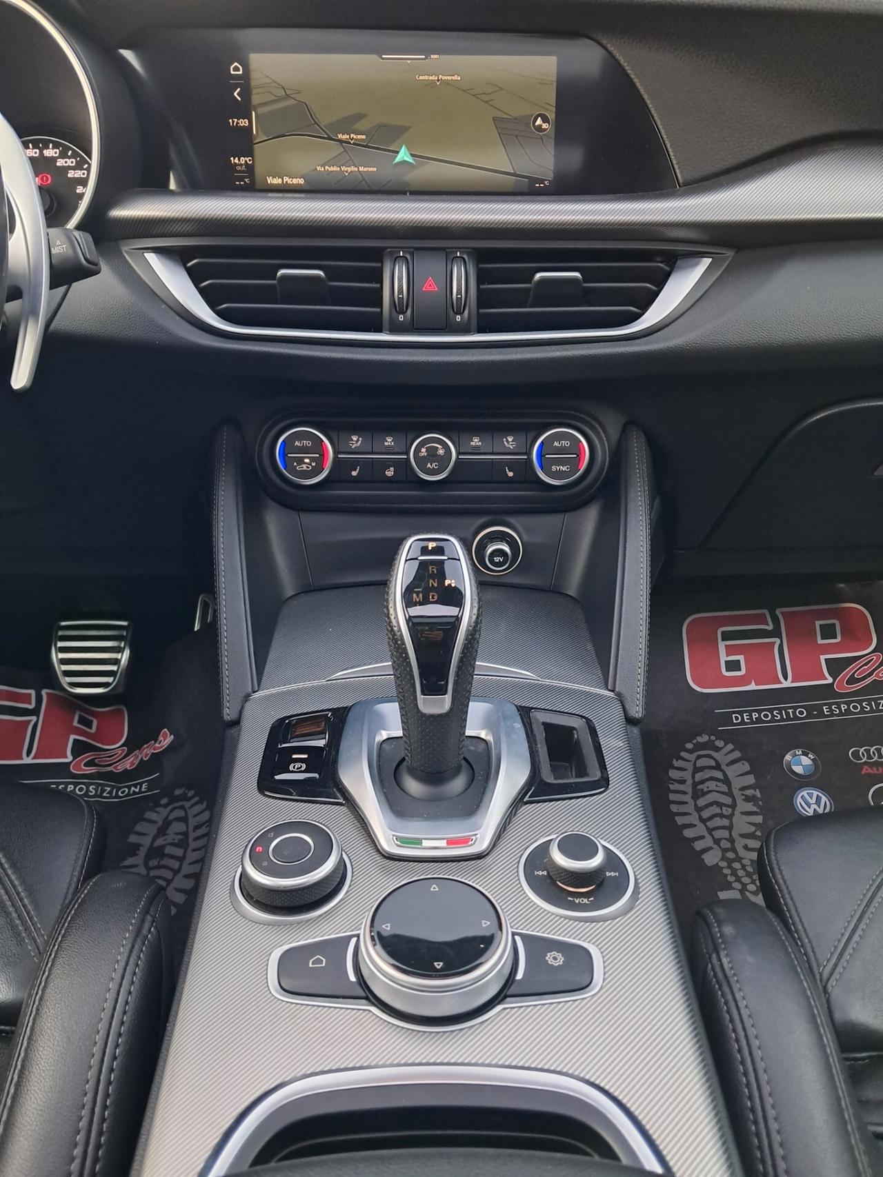 A. R. Stelvio VELOCE-210CV *Q4*TETTO*PELLE*CERCHI21"