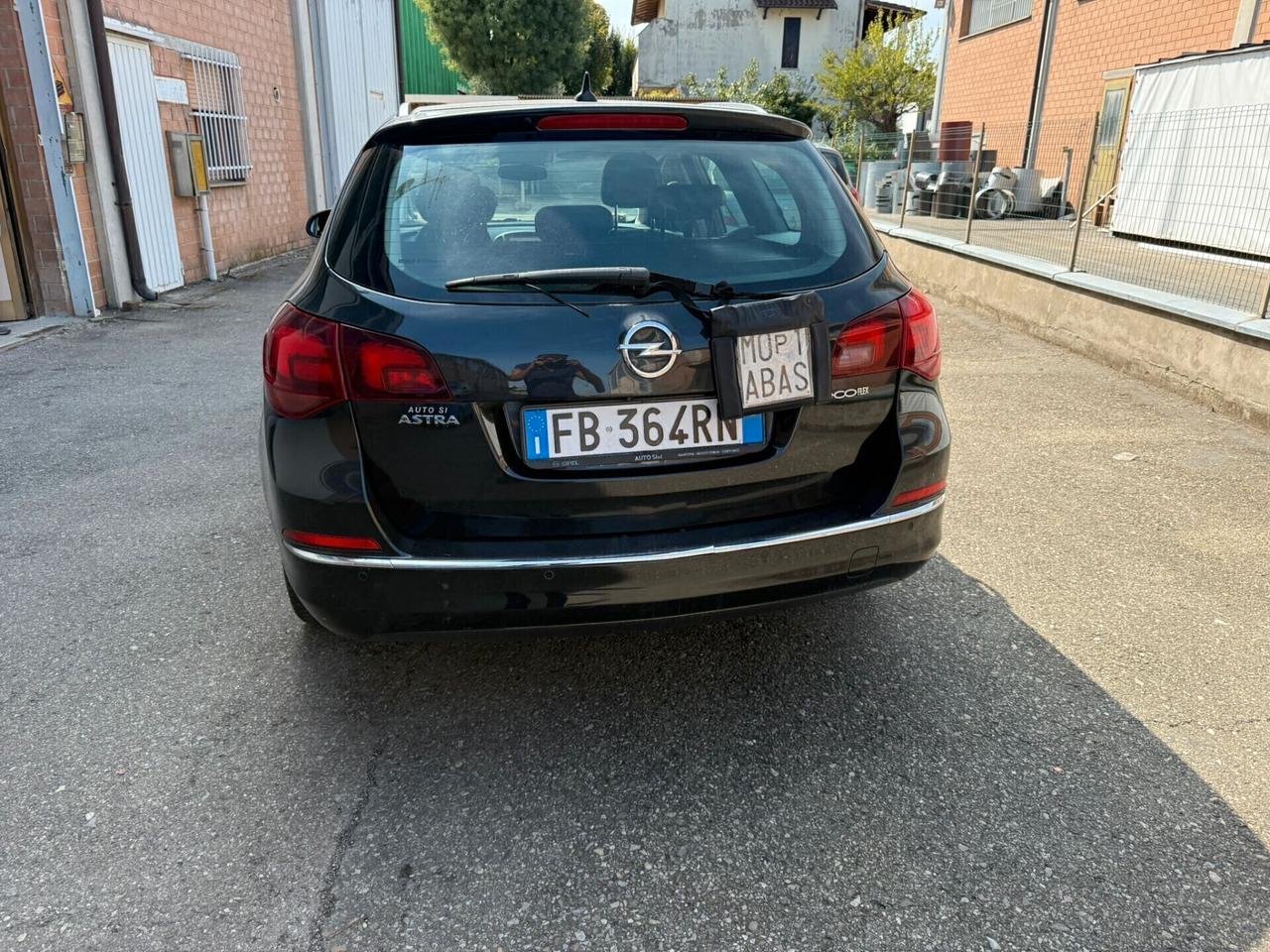 Opel Astra 1.6 CDTI EcoFLEX S&S Sports Tourer Cosmo