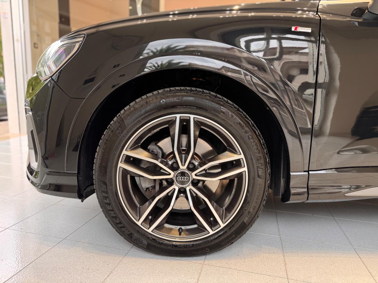 Audi Q3 40 TDI quattro S tronic line edition