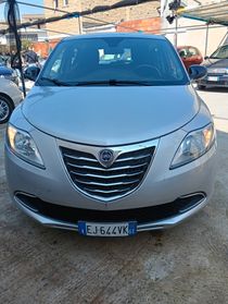 Lancia Ypsilon 1.2 69 CV 5 porte S&S Silver