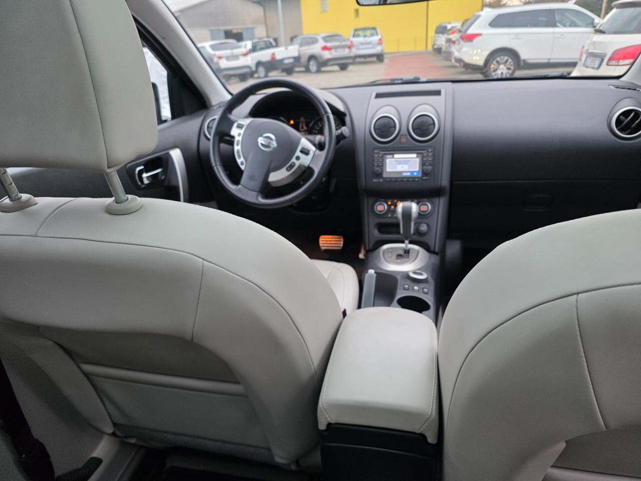 Nissan Qashqai Qashqai+2 2.0 dCi DPF 4WD aut. n-tec