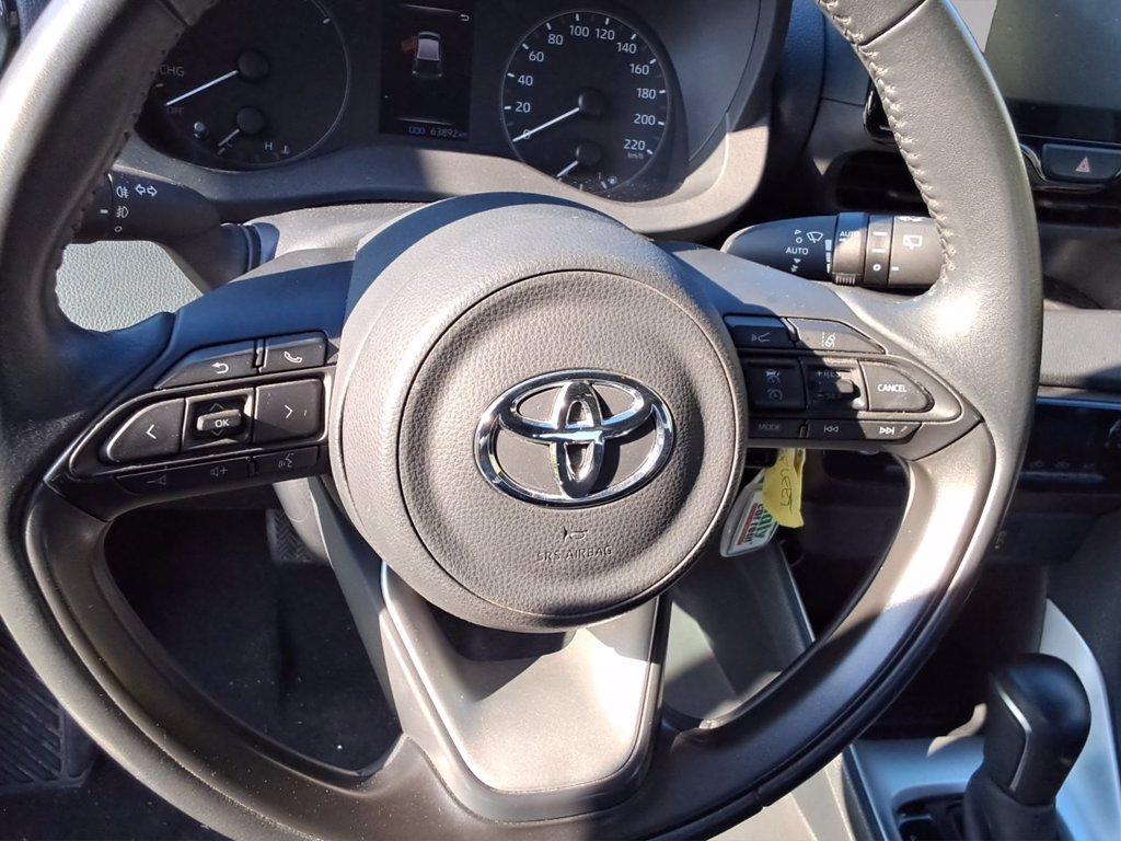 TOYOTA Yaris 1.5h active del 2023