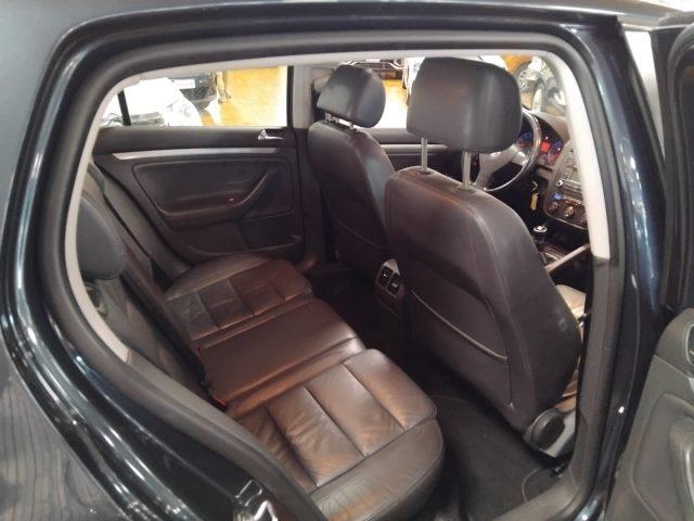 VOLKSWAGEN Golf 1.6 FSI 5p. Sportline