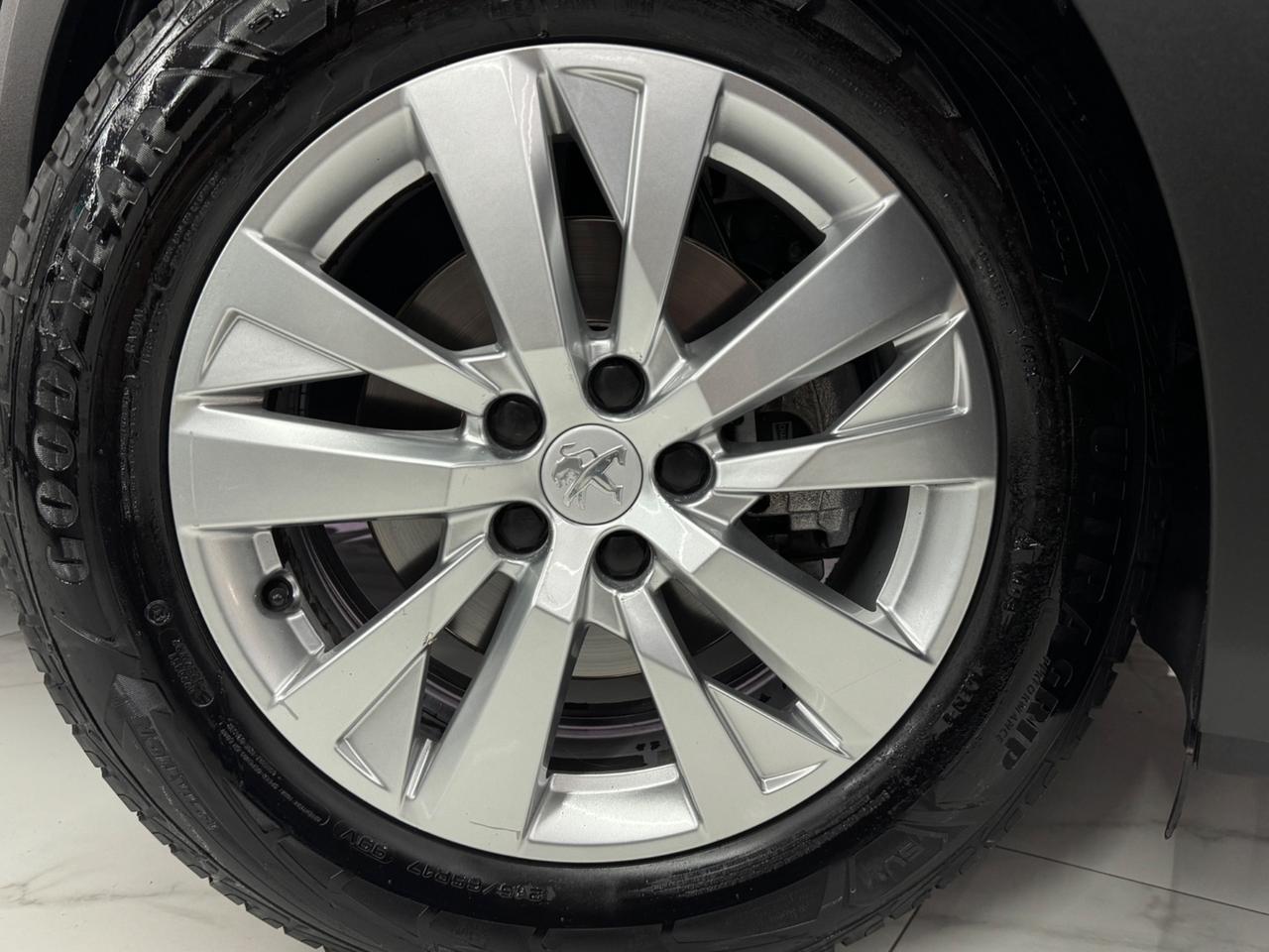 Peugeot 3008 BlueHDi 130Cv EAT8 Allure