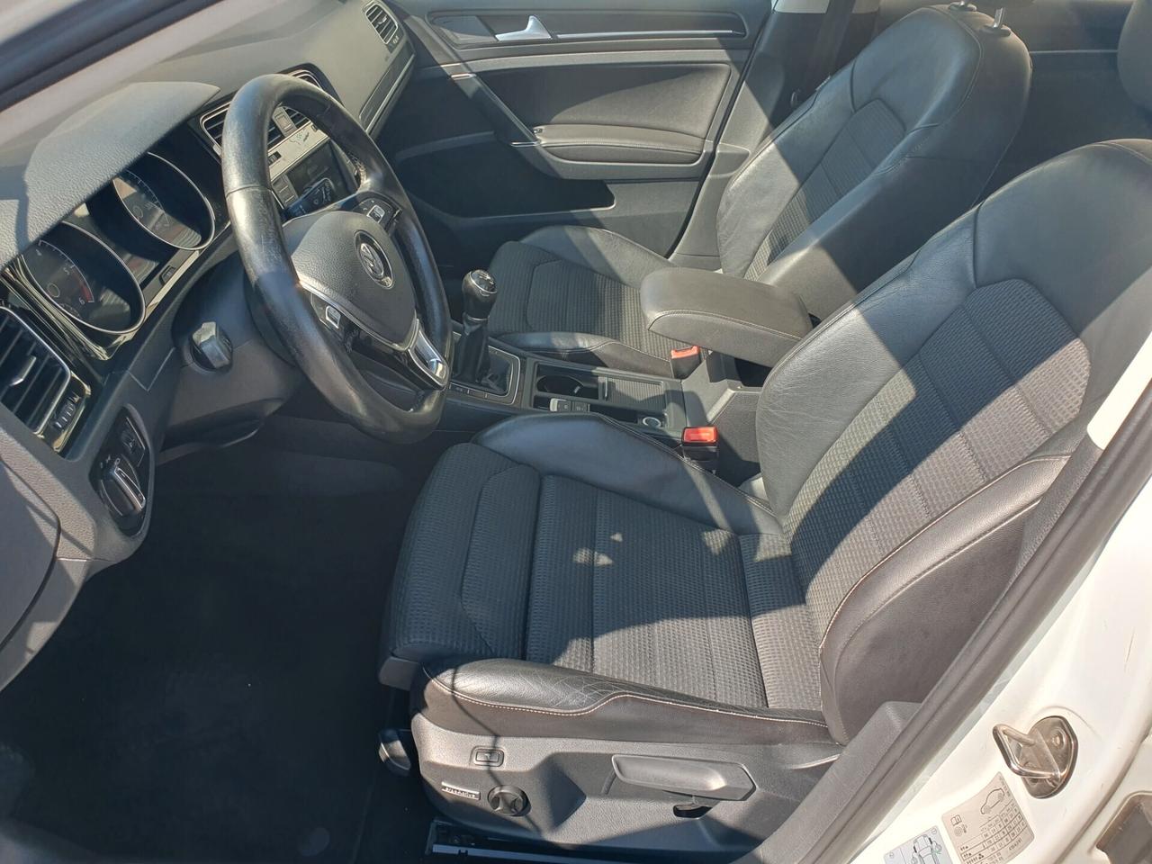 Volkswagen Golf 1.6 TDI 110 CV Highline Neop 2016