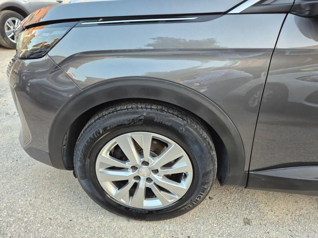 Peugeot NEW 3008 BlueHDi 130CV MANUALE