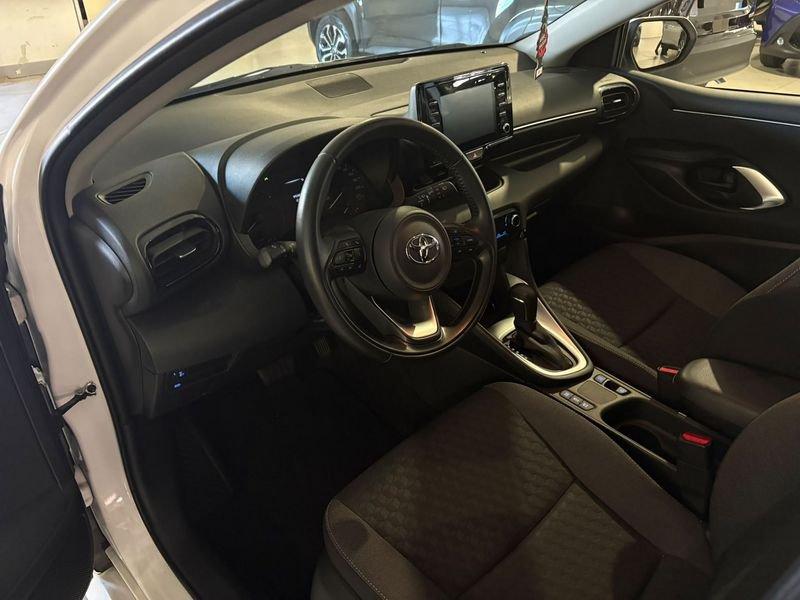 Toyota Yaris Hybrid Active MY22