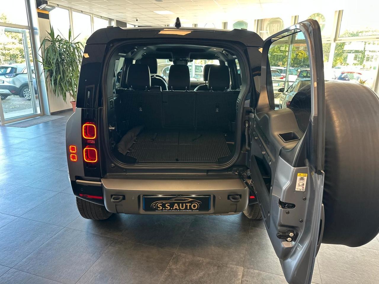 Land Rover Defender 110 3.0D I6 250 CV AWD Auto X-Dynamic HSE