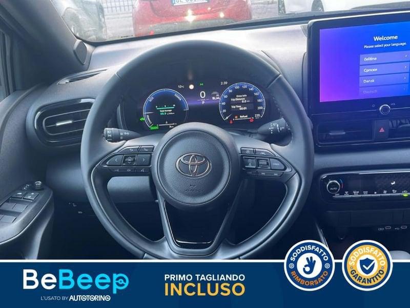 Toyota Yaris 1.5H 130 LOUNGE