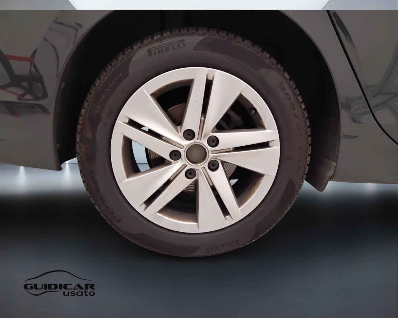 VOLKSWAGEN Golf VIII 2020 Variant - Golf Variant 2.0 tdi Life 115cv dsg