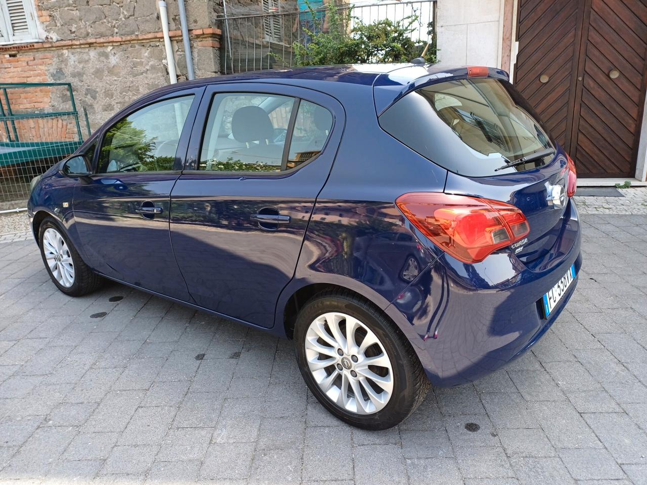Opel Corsa 1.4 90CV GPL Tech 5 porte n-Joy