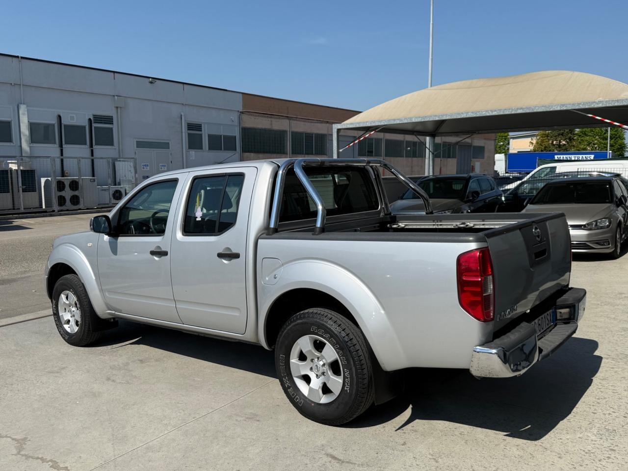 Nissan Navara 2.5 dCi 4 porte Double Cab LE