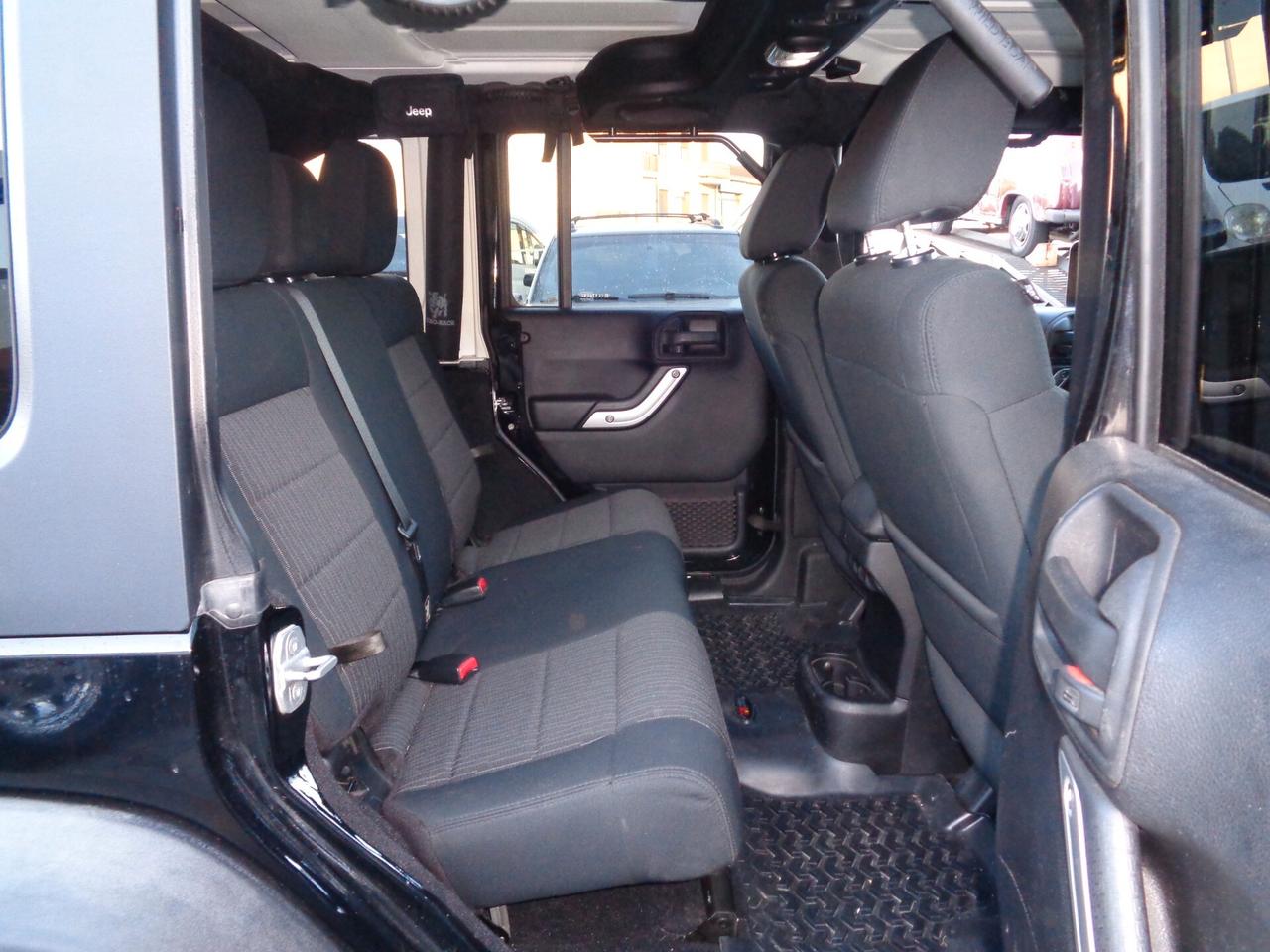 Jeep Wrangler JK Unlimited 2.8 CRD DPF Rubicon