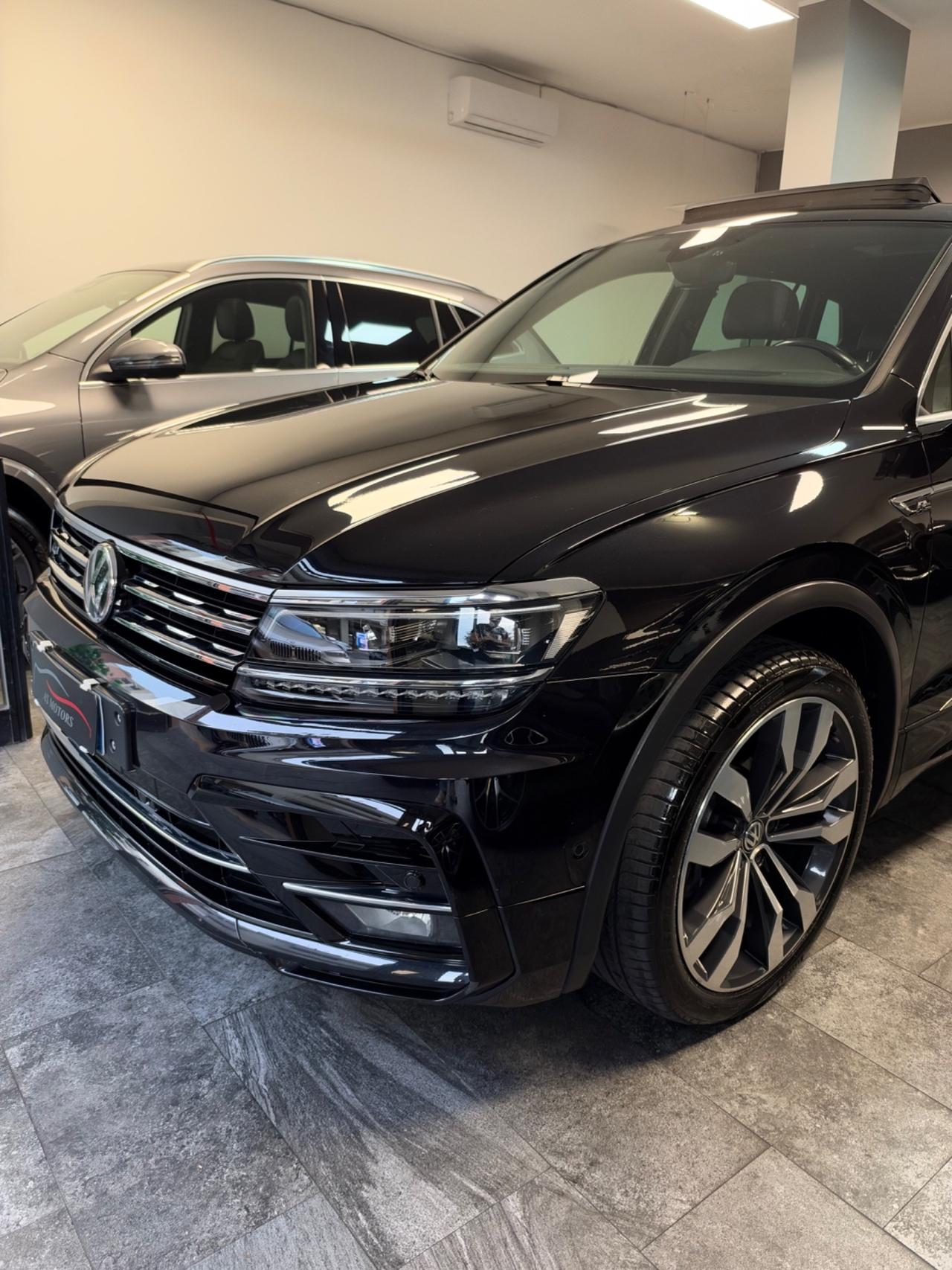 VW TIGUAN 2.0 BITURBO 240 CV R-LINE TETTO