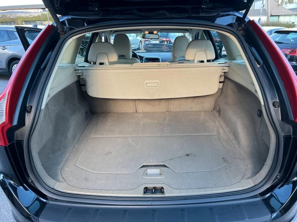 Volvo XC 60 XC60 D3 Geartronic Momentum