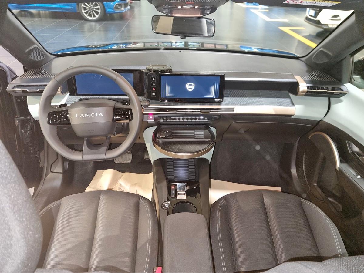 Lancia Ypsilon 1.2 Hybrid AUTOMATICA AZIENDALE