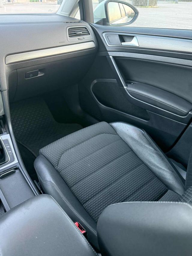 VOLKSWAGEN Golf Business 2.0 TDI 5p. Highline BlueMotion Technolog