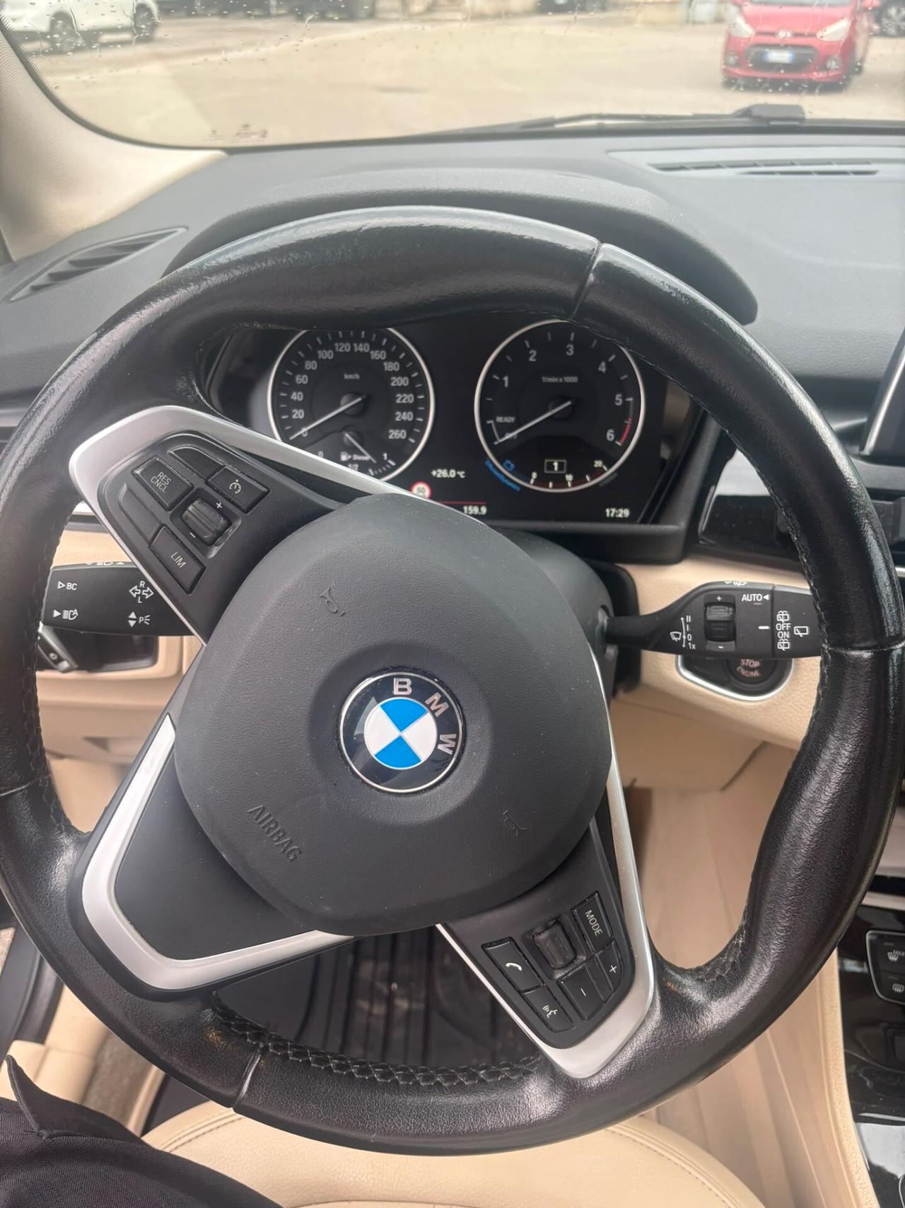 Bmw 2er Active Tourer 218d Luxury