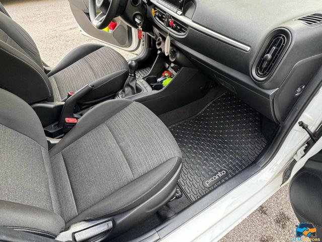 KIA Picanto 1.0 12V 5 porte Urban