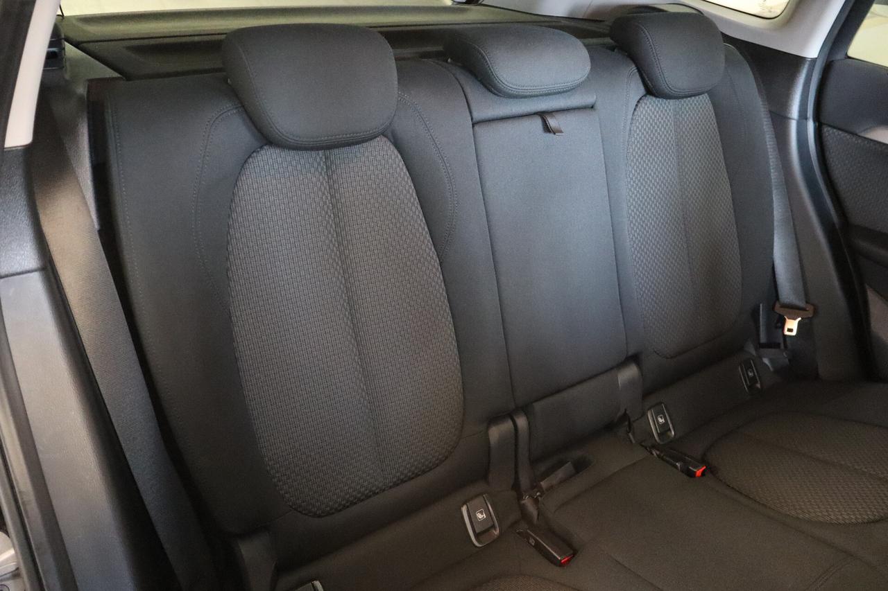 BMW X1 18d xDRIVE ADVANTAGE STEPTRONIC