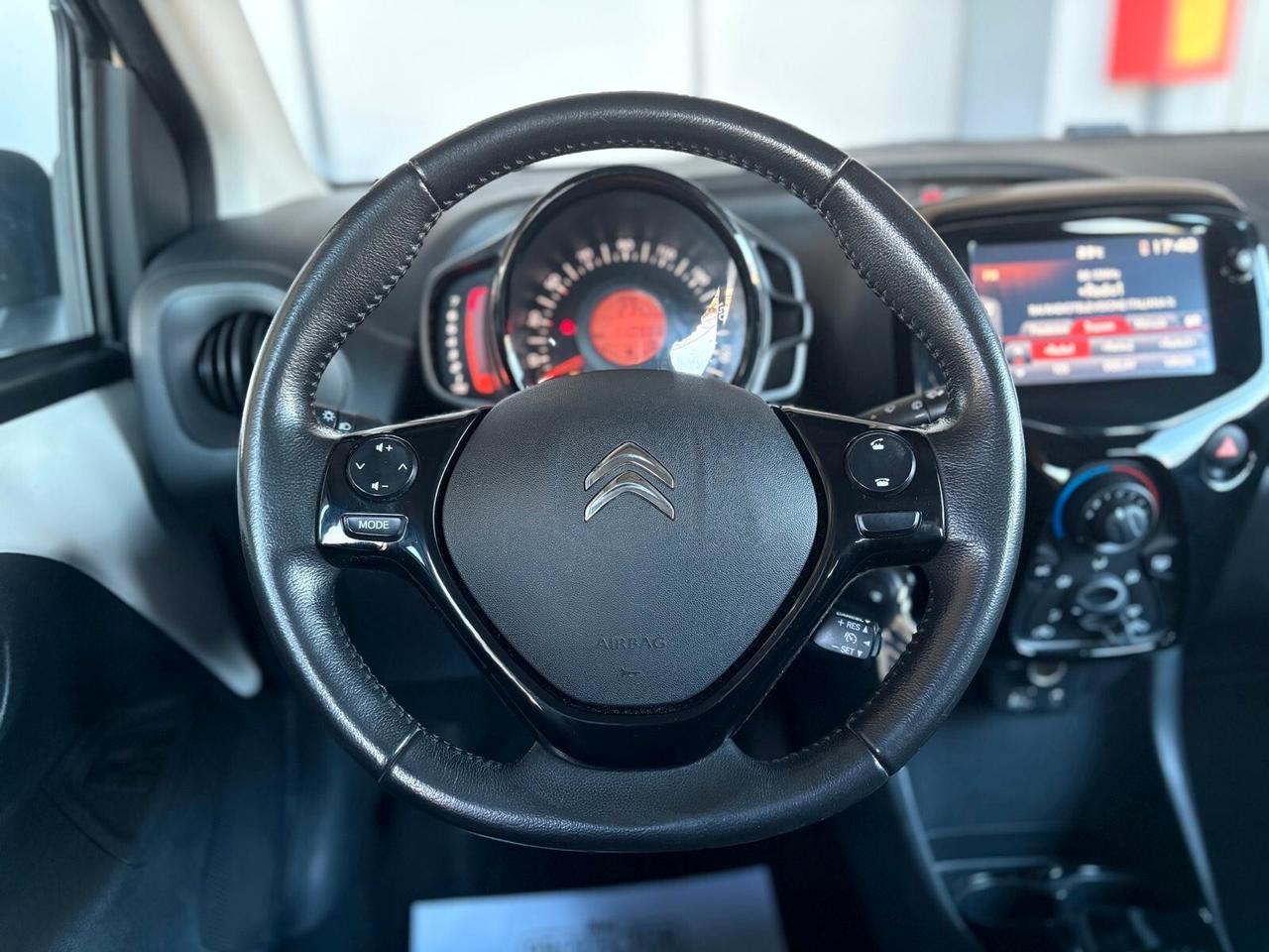Citroen C1 VTi 72 5 porte Shine