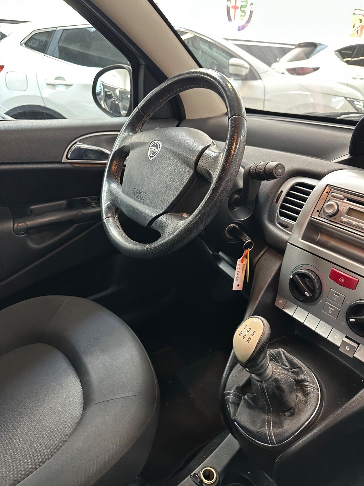 Lancia Ypsilon 1.4 Platinum Ecochic GPL
