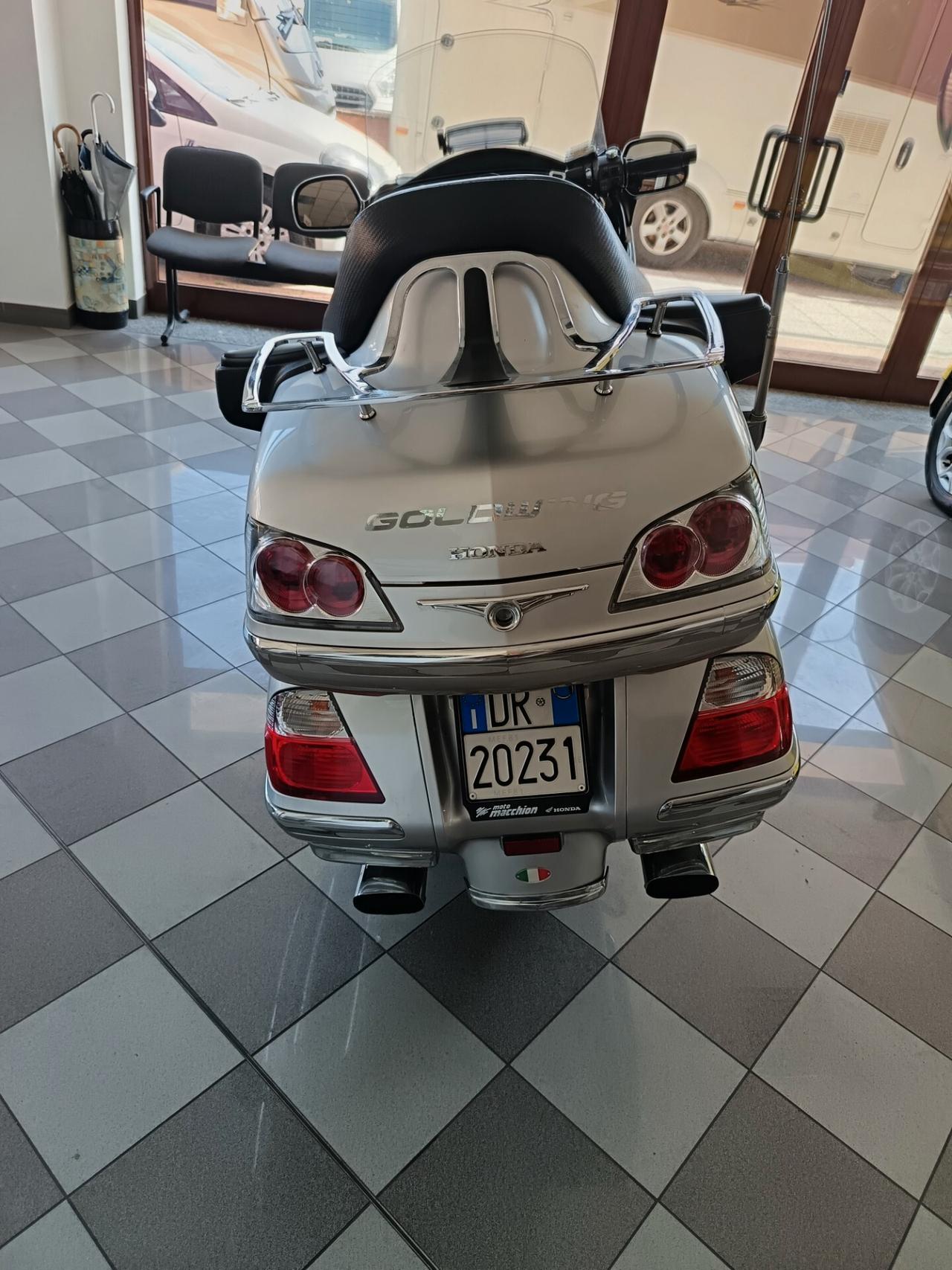 Honda GL 1800 GOLDWING GL 1800