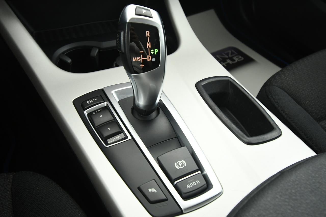 BMW X3 sdrive18d Business auto COMMERCIANTI+C17"