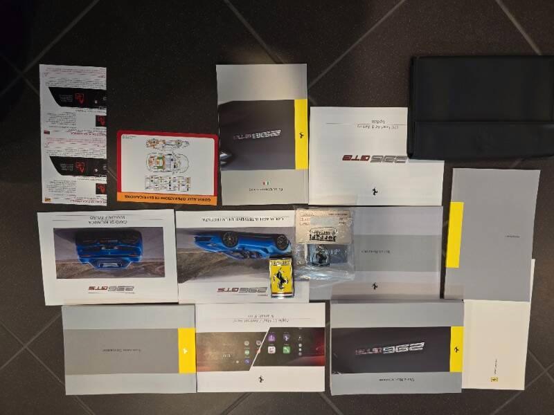 Ferrari 296 GTS *NUOVA - DEMO EXTRACAMPIONARIO *