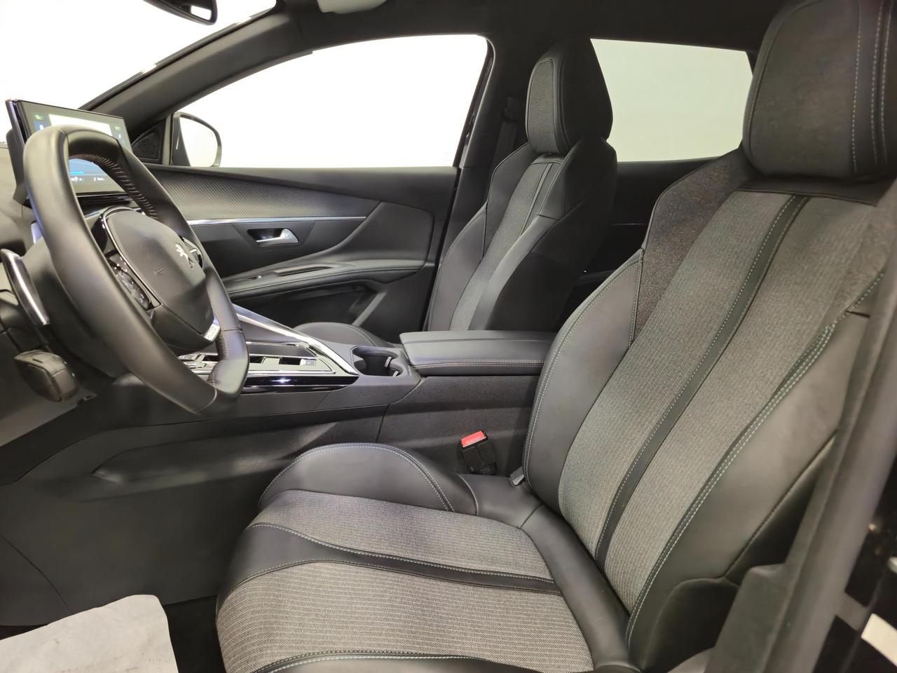 Peugeot 3008 1.6 hybrid phev Allure Pack 180cv e-eat8