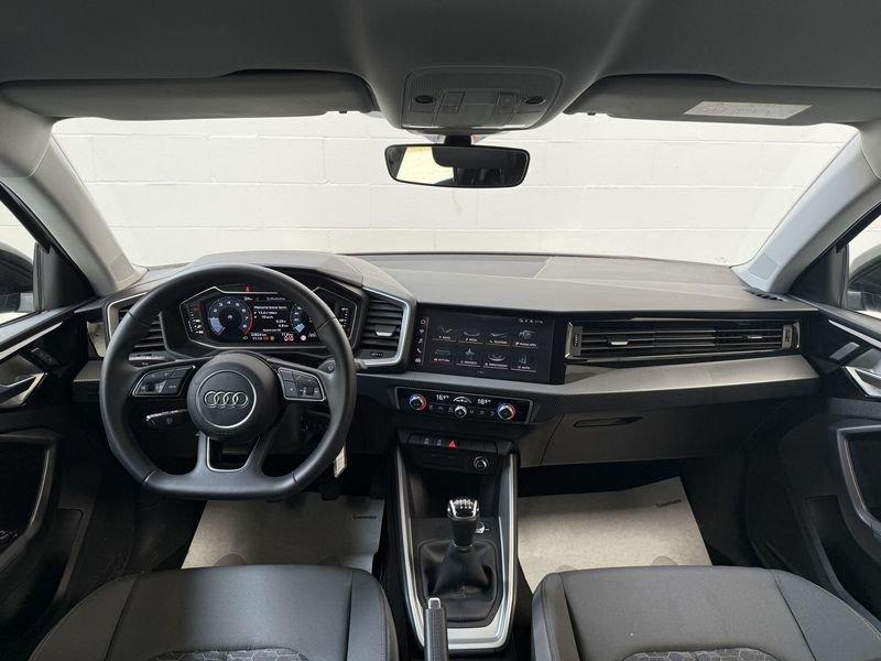 Audi A1 SPB 30 TFSI Black Edition S-line + C.Play + Led