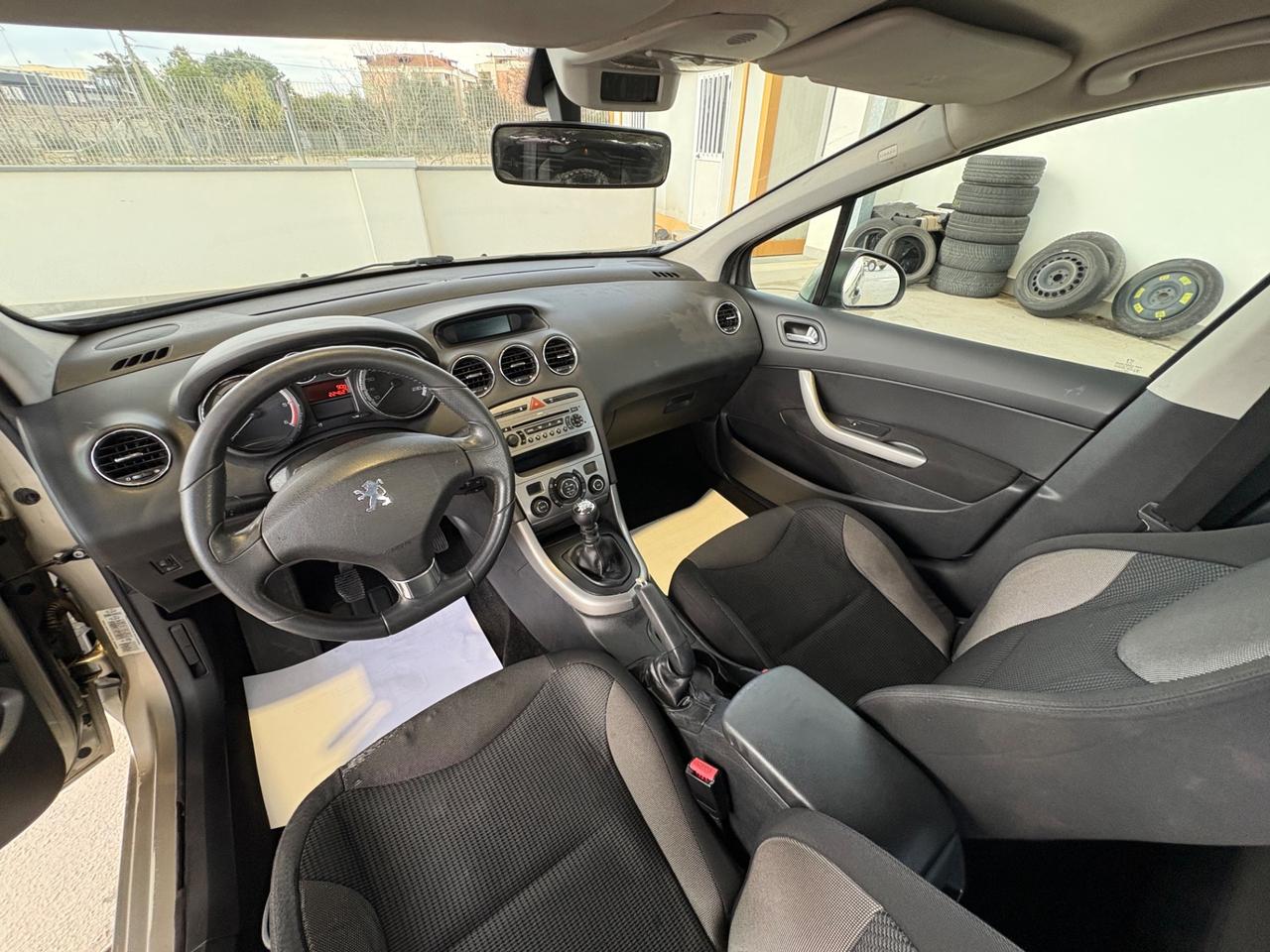 Peugeot 308 1.6 8V e-HDi 112CV Stop&Start 5p. Business