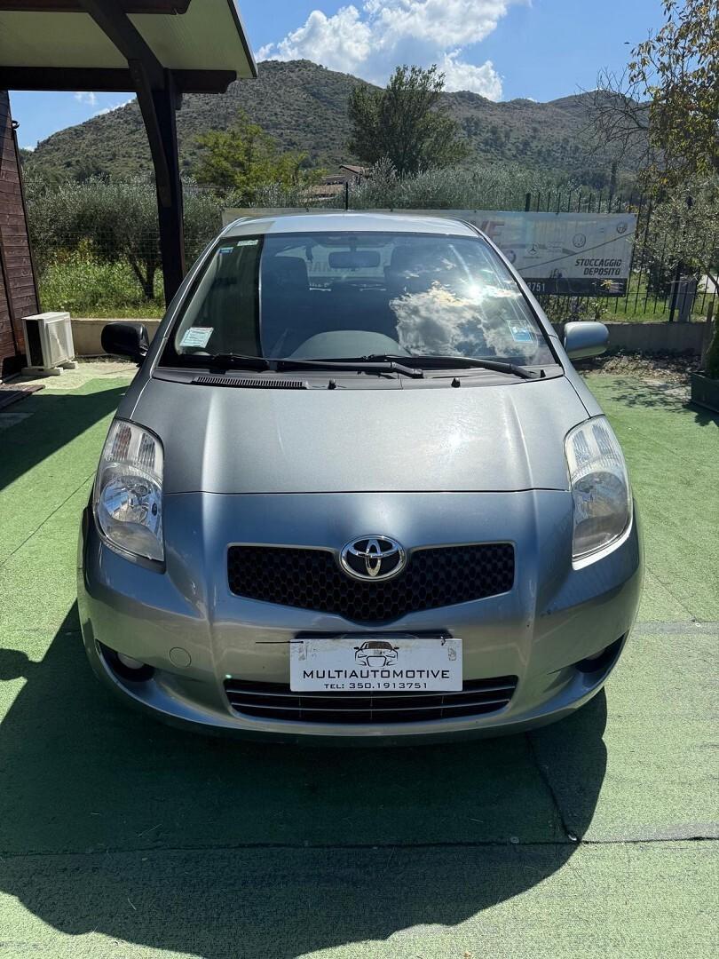 TOYOTA YARIS 2" SERIE