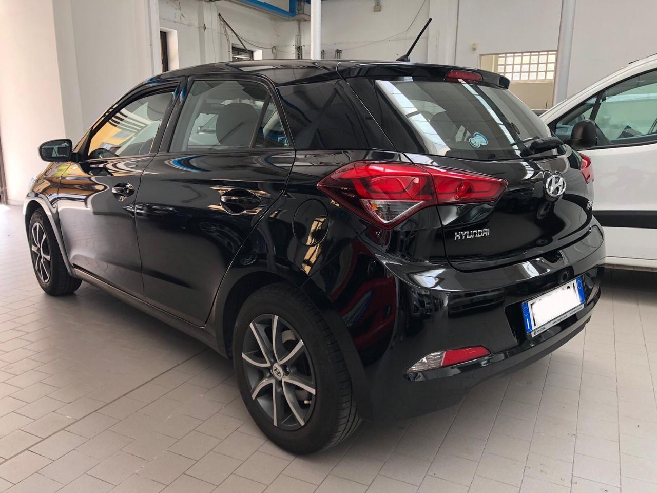 Hyundai i20 1.2 84 CV 5 porte Econext Comfort