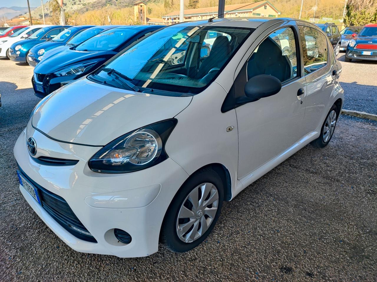 Toyota Aygo 1.0 12V VVT-i 5 porte Lounge Connect