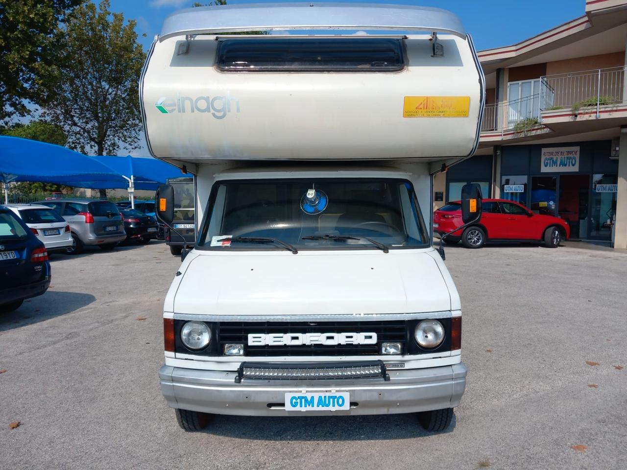 Camper BedFord - 7 posti - 2.3 Diesel 46kw