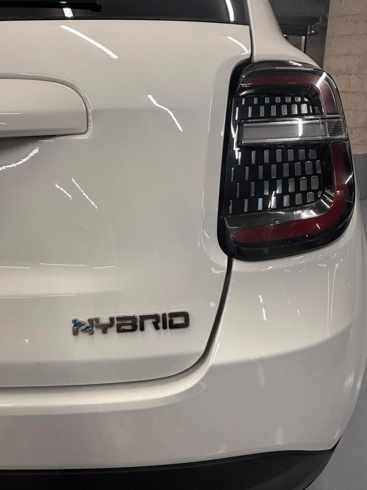 Fiat 600 Hybrid 101 CV